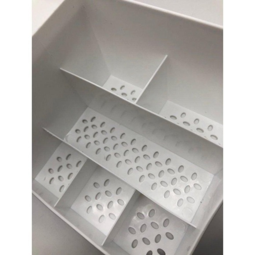 Plastic Cosmetic Multi-Compartment Storage Box for Small Items - Picture 6 of 6